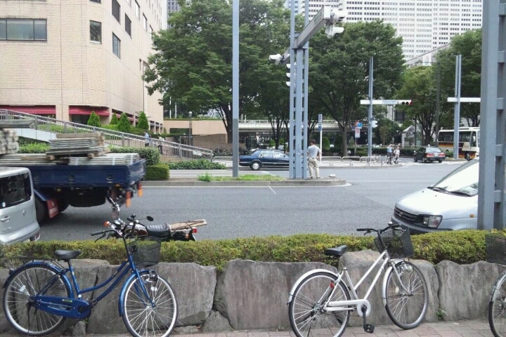 都庁前駅からの行き方5